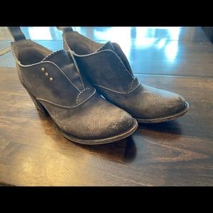 Freebird by Steve Madden Booties